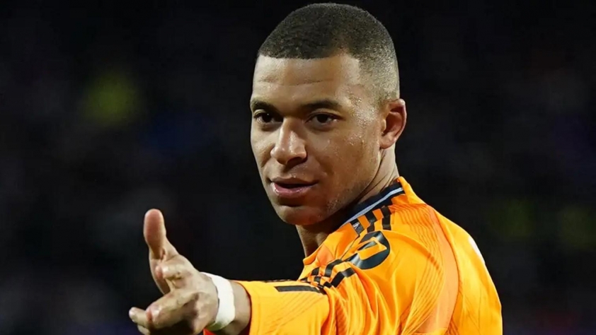 Mbappe lập hat-trick đầu tiên cho Real Madrid, đáp trả những lời nghi ngờ