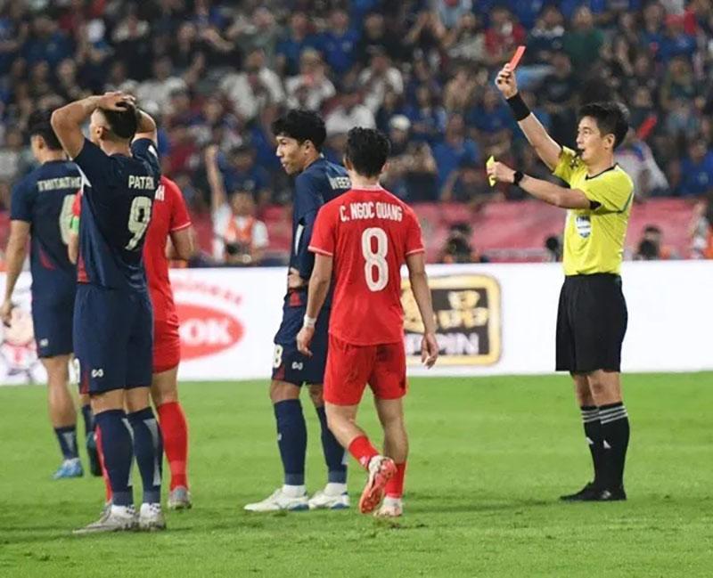 Bàn thắng không fair play của Thái Lan khiến chính truyền thông của họ lên án