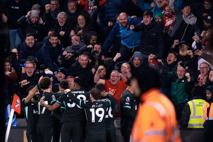 Liverpool Nắm Quyền Kiểm Soát Cuộc Đua Vô Địch Ngoạn Mục Premier League