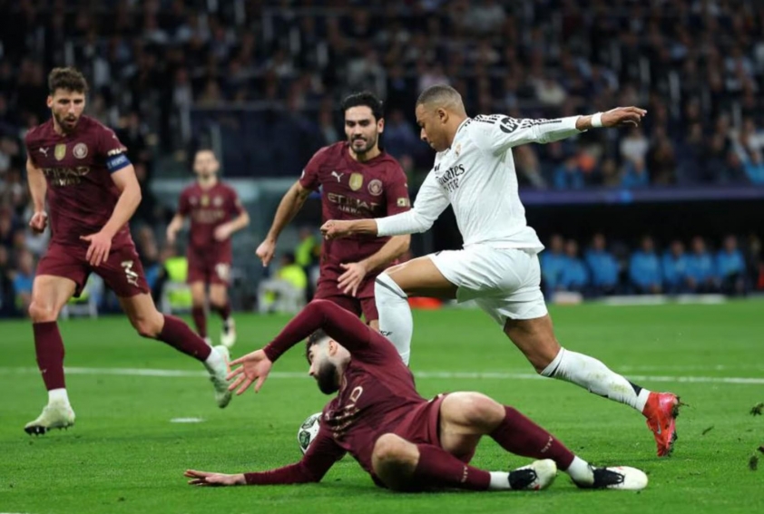 Real Madrid đối mặt án phạt từ UEFA vì hành vi của CĐV