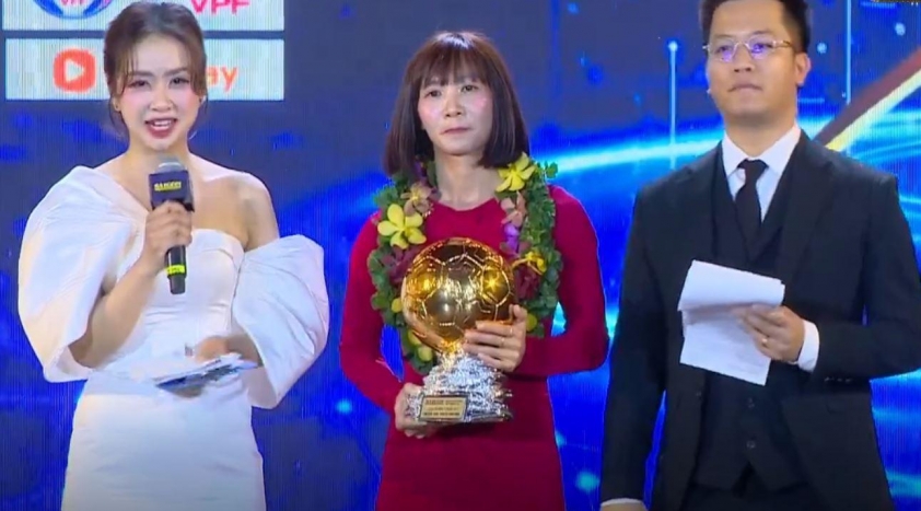 Huyền thoại Trần Thị Thùy Trang: Quả bóng vàng nữ Việt Nam 2024 và hành trình bất tận