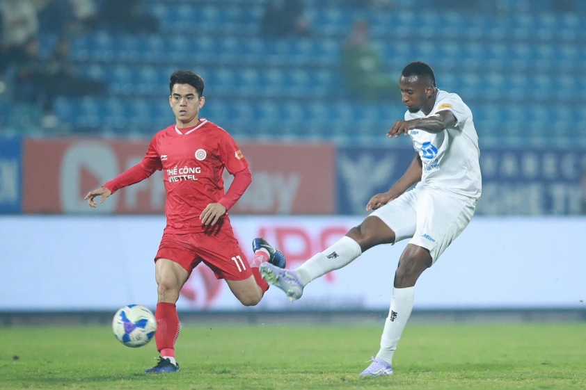Viettel vs Nam Định: Trận Đối Đầu Quyết Định Ngôi Vua V-League