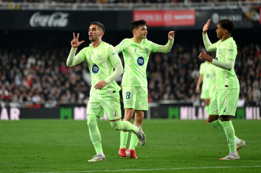 Thảm Họa Mestalla: Valencia Sụp Đổ Trước sức Mạnh Bất Kháng Cự Của Barcelona