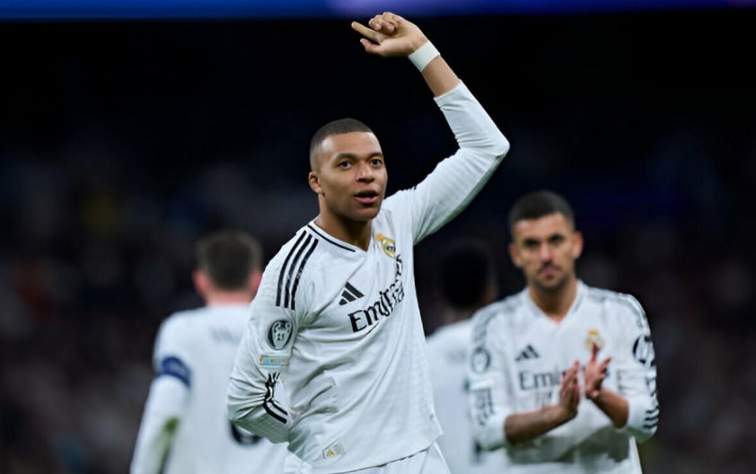 Mbappe lập hat-trick, sánh ngang Messi trong danh sách những cầu thủ ghi nhiều bàn thắng nhất vào lưới các đội bóng của Guardiola