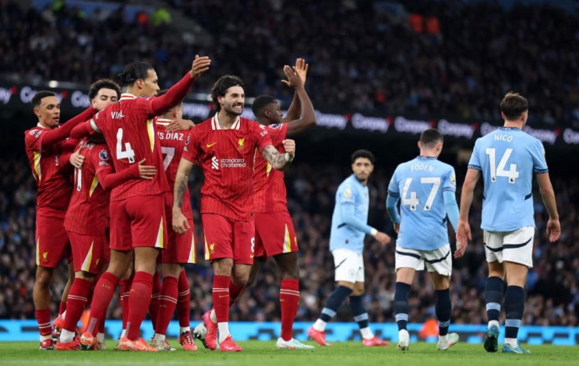 Liverpool hướng đến cú đúp danh hiệu và khoản thưởng khổng lồ từ Nike