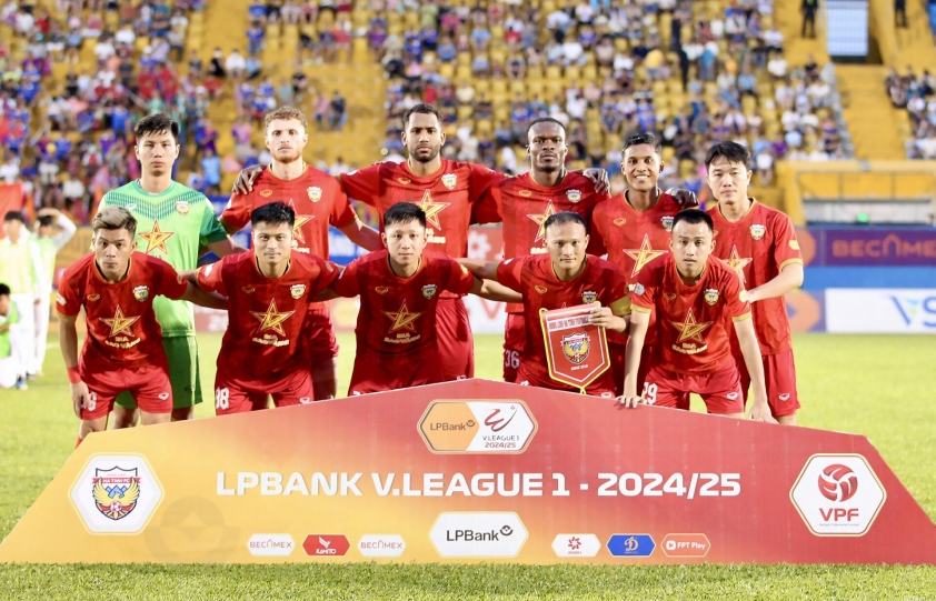 CĐV Hà Tĩnh vào sân Vinh miễn phí, cổ vũ đội nhà ở trận đấu V.League 2024/25