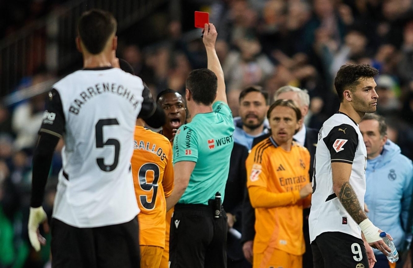 Real Madrid Mất Điểm Ủng Hộ, Bị Loại Khỏi Ủy Ban Cải Cách Trọng Tài La Liga