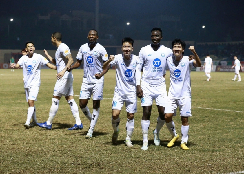 Nam Định vs Sanfrecce Hiroshima: Đại chiến tại Thiên Trường, cơ hội nào cho chủ nhà?