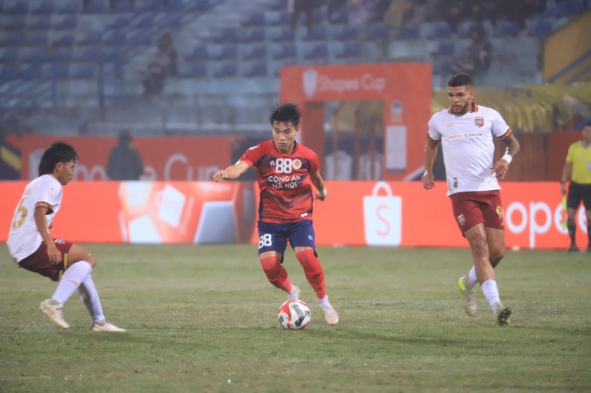 CAHN xuất sắc đánh bại Borneo, toàn thắng 5 trận tại Shopee Cup 2024/25