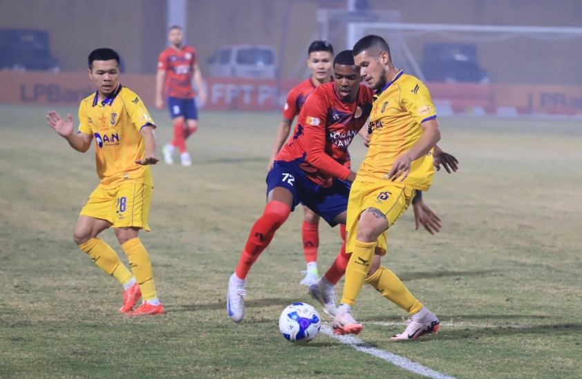 SLNA vs CAHN: Cuộc đối đầu nảy lửa tại SVĐ Vinh