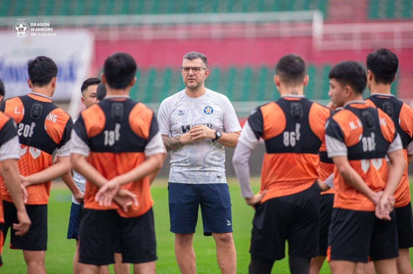HLV Lê Đức Tuấn dẫn dắt CLB Đà Nẵng, thay thế Cristiano Roland