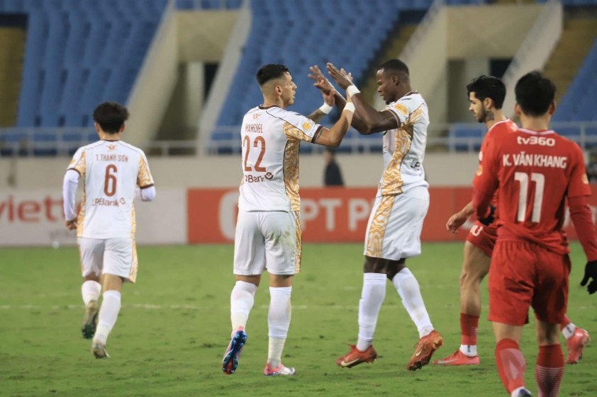 Viettel Phô Diễn Sức Mạnh, Đánh Bại HAGL 2-1 Trên Sân Mỹ Đình