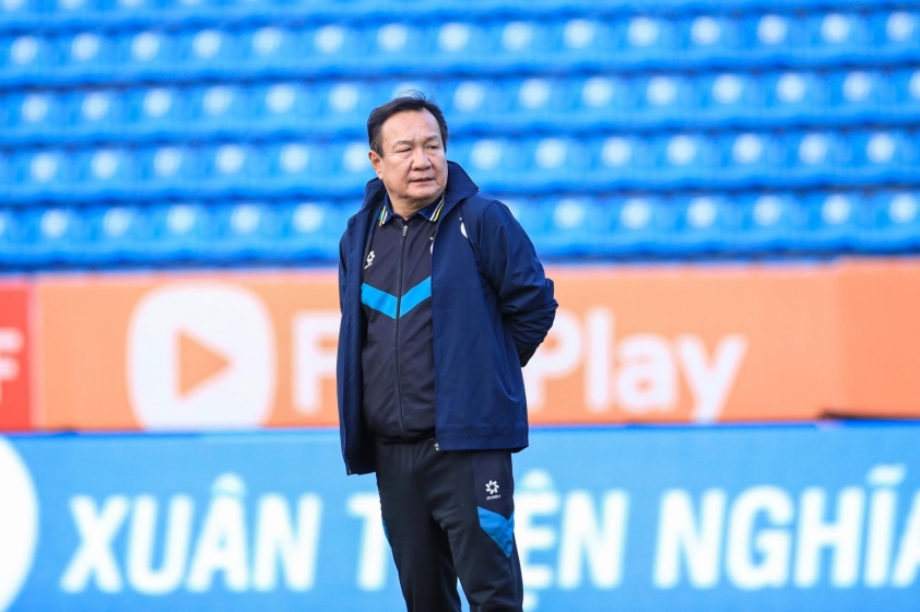 Hà Nội FC tìm kiếm HLV trưởng người Nhật Bản: Liệu có tiếp nối thành công của Daiki Iwamasa?