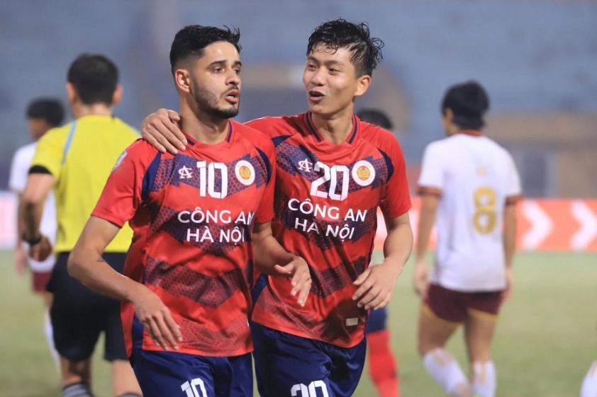 CAHN toàn thắng vòng bảng Shopee Cup: Phan Văn Đức và khát vọng chinh phục đỉnh cao