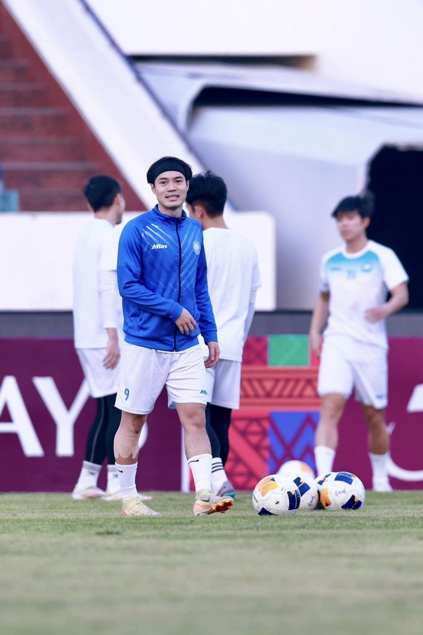Văn Toàn và chặng đường dài trở lại sân cỏ sau chấn thương AFF Cup 2024