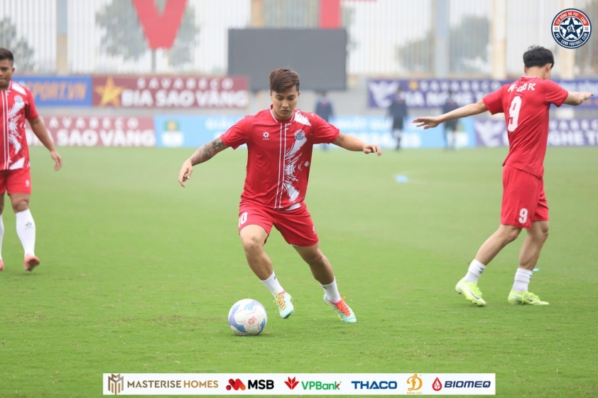 Martin Lò: Từ cầu thủ mờ nhạt đến ngôi sao đá phạt của giải hạng Nhất