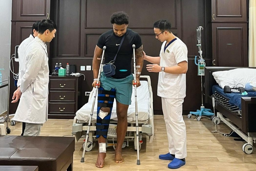 Gala Quả bóng Vàng Việt Nam 2024: Nguyễn Xuân Sơn và những câu chuyện đáng chú ý