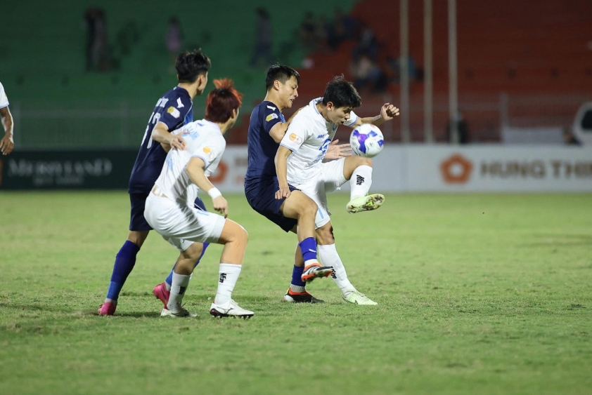 Nam Định Vượt Ải Bình Định, Đòi Lại Ngôi Đầu BXH V-League