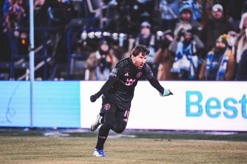 Messi tỏa sáng, Inter Miami thắng lợi thuyết phục trước Sporting KC