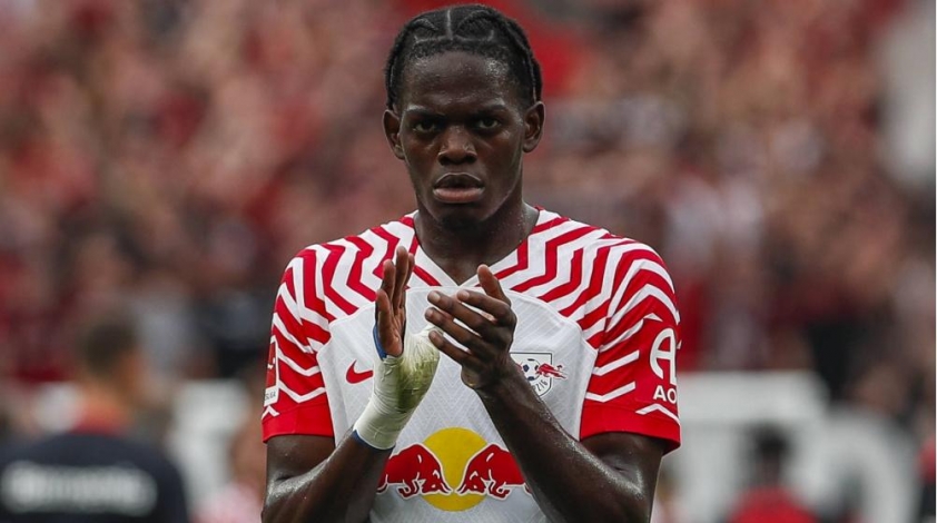 Manchester United nhắm đến Lukeba: Bản hợp đồng hời tiềm năng kế nhiệm Van Dijk?