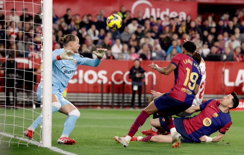 Ronald Araujo Chấn Thương, Barcelona Đối Mặt Thử Thách Ngàn Cân Tóc Mối
