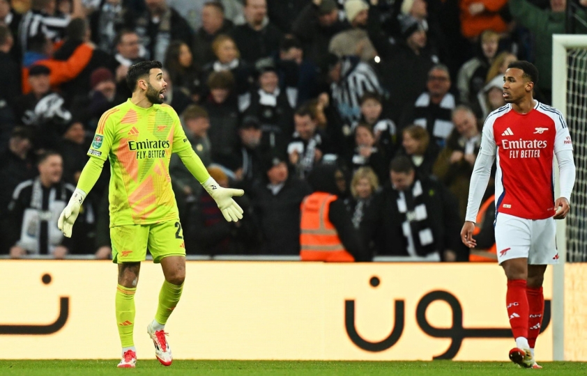 Arsenal Thất Bại Ngàn Vàng Trước Newcastle, Arteta Chỉ Trích Hàng Thủ Và Hàng Công