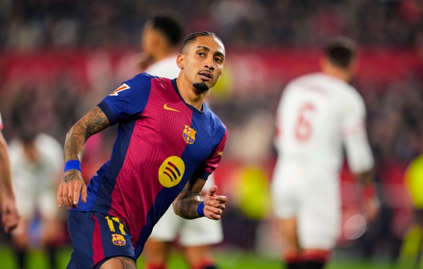 Barcelona đại thắng Sevilla 4-1, rút ngắn khoảng cách với nhóm dẫn đầu La Liga