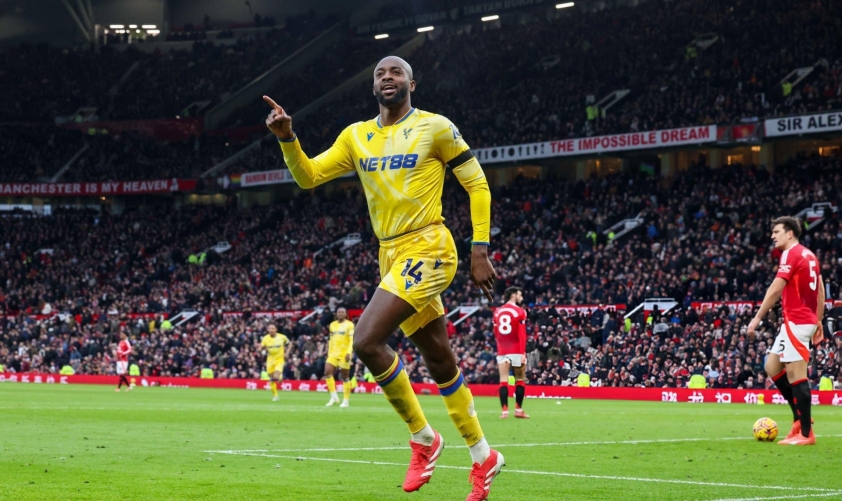 Crystal Palace gây chấn động Old Trafford, đánh bại Man Utd 2-0