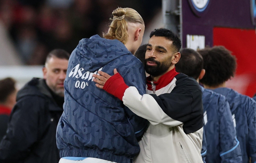 Salah: Ghi bàn với Haaland dễ hơn, nhưng vị trí chạy cánh mới là thử thách thực sự