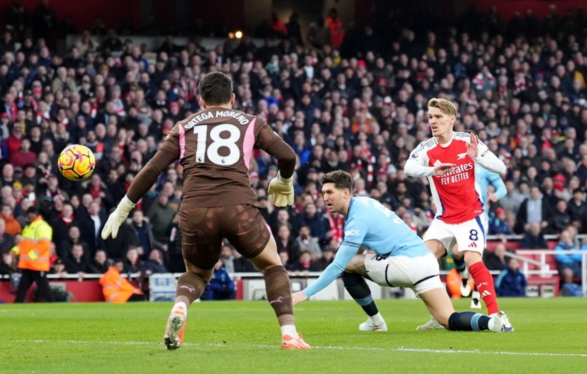 Arsenal Phá Tàn Man City với Chiến Thắng 5-1 Thể Hiện Sức Mạnh Hủy Diệt
