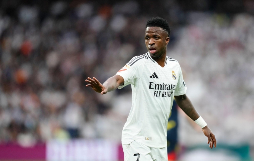 Vinicius Junior: giữa lời đề nghị hấp dẫn từ Ả Rập Xê Út và tình yêu với Real Madrid