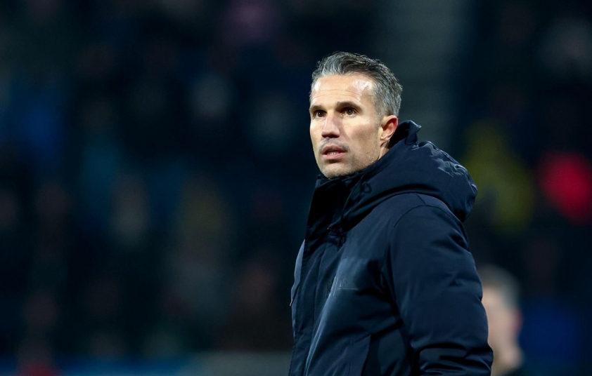 Robin van Persie: Liệu huyền thoại Arsenal có trở lại Emirates với tư cách HLV Feyenoord?