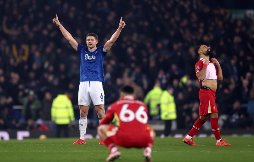 HLV Johnny Heitinga sẽ dẫn dắt Liverpool trong trận đấu với Wolves