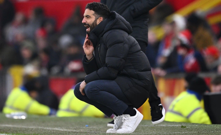 HLV Ruben Amorim: Áp lực chỉ trích và bài toán chiến thuật tại Man Utd