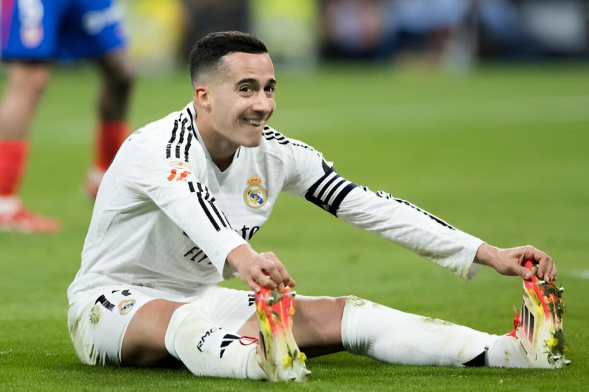 Real Madrid đối mặt khó khăn khi Vazquez chấn thương trước trận đấu với Man City