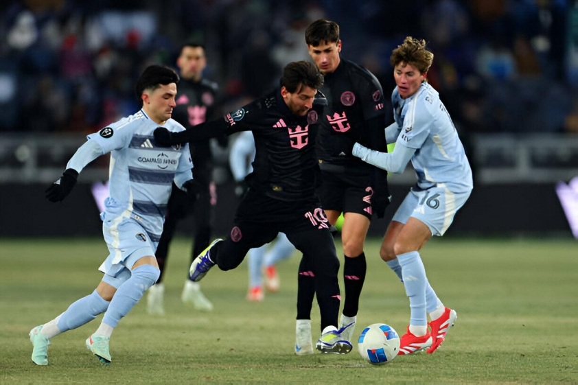 Messi tỏa sáng, Inter Miami vượt qua Sporting KC ở CONCACAF Champions Cup