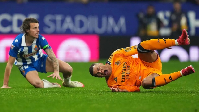 Real Madrid phản đối mạnh mẽ trọng tài sau thất bại trước Espanyol