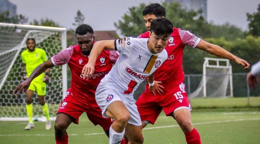 Camilo Vasconcelos: Tiền vệ Việt kiều Canada sẵn sàng cống hiến cho bóng đá Việt Nam