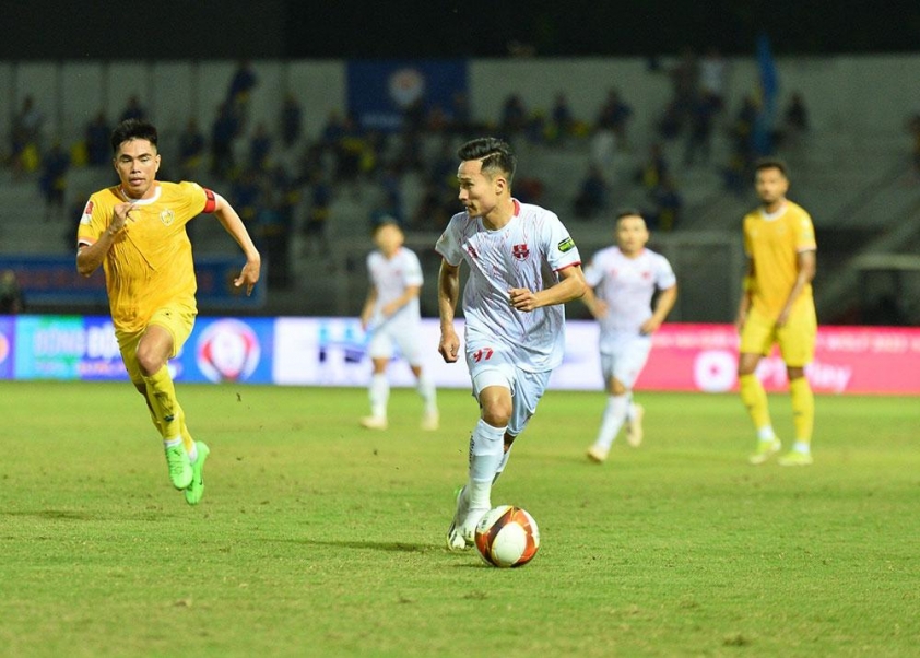 Vòng 15 V-League 2024/25: Đại chiến Viettel - Nam Định và những cuộc đối đầu hấp dẫn
