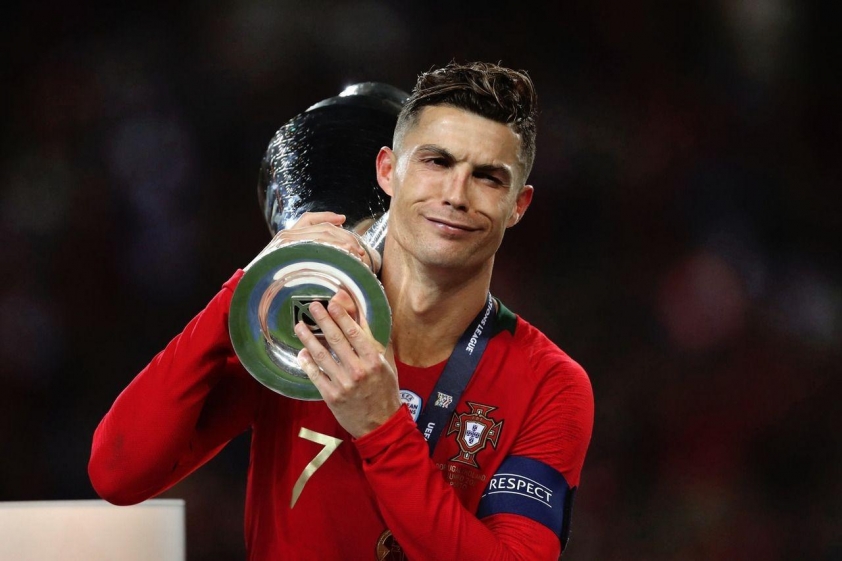 Cristiano Ronaldo: Huyền thoại bóng đá và bí quyết trường tồn ở đỉnh cao