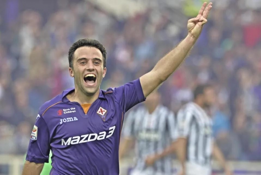 Sir Alex Ferguson trở lại băng ghế huấn luyện trong trận đấu tri ân Giuseppe Rossi