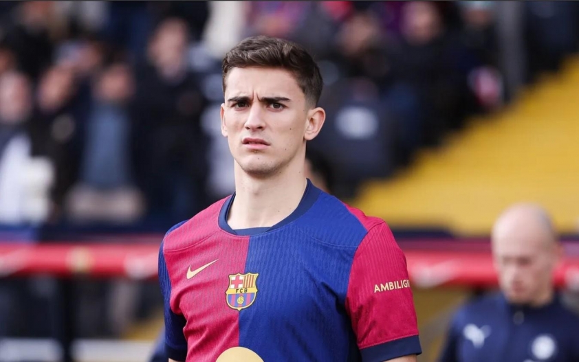 HLV Hansi Flick: Barcelona sẽ không phản ứng như Real Madrid trước những vấn đề trọng tài