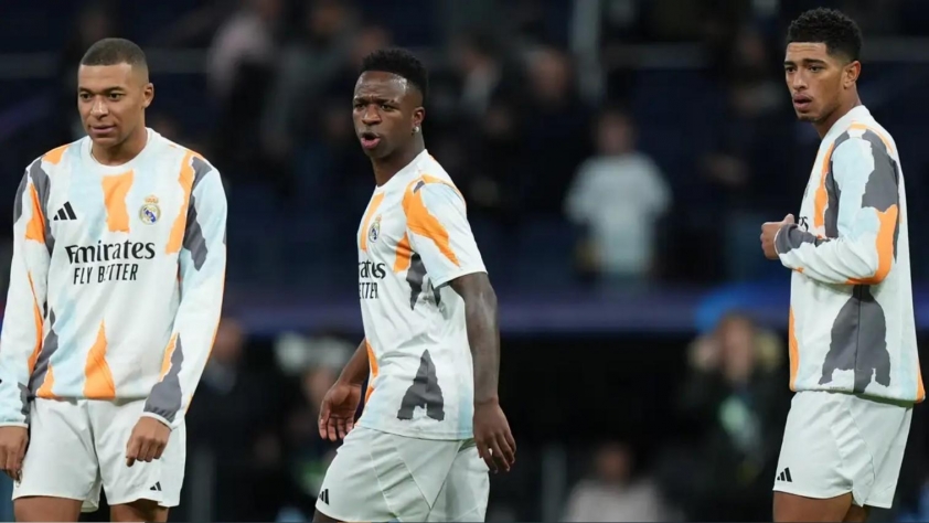 Ancelotti nổi giận, cảnh báo dàn sao Real Madrid sau hiệp 1 thất vọng
