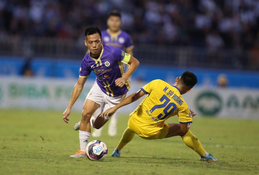Trận cầu tâm điểm V-League 2024/25: Hà Nội FC vs SLNA - Đại chiến tại Hàng Đẫy