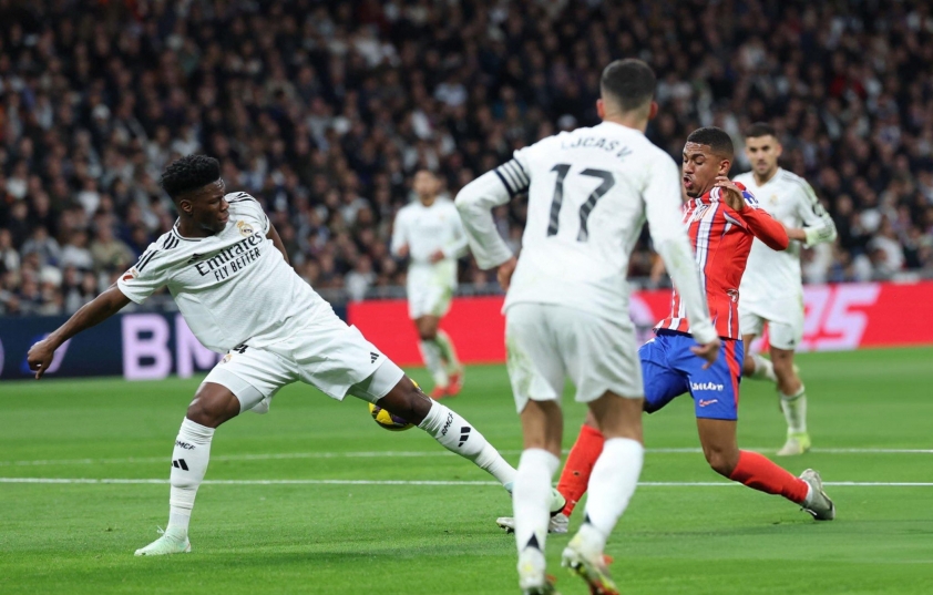 Real Madrid ấm ức sau trận hòa 1-1 trước Atletico, Ancelotti ngầm chỉ trích trọng tài