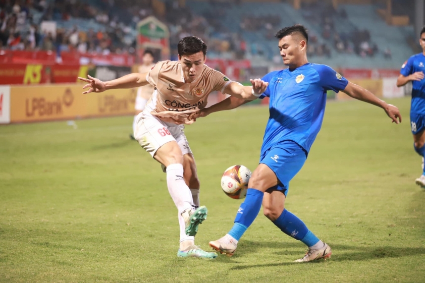 CAHN vs Quảng Nam: Cuộc đối đầu quyết liệt tại Hàng Đẫy