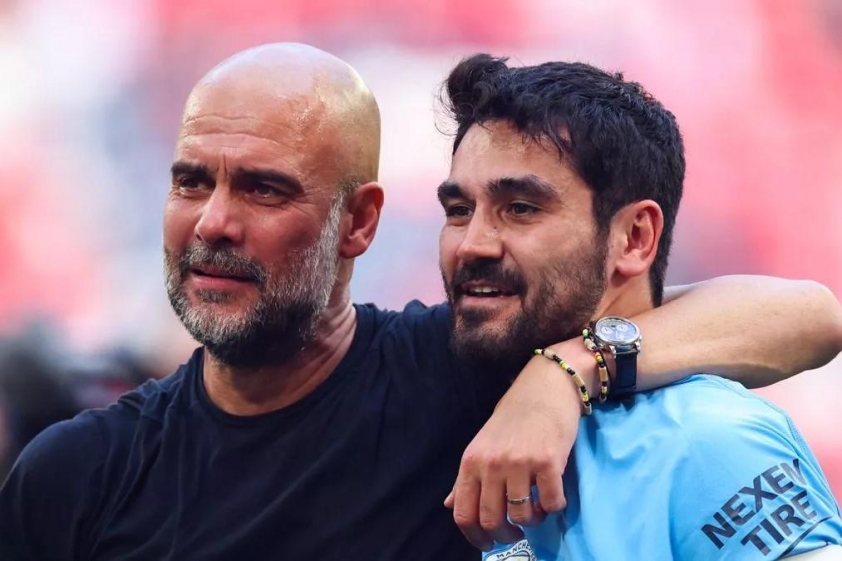 HLV Pep Guardiola khẳng định Ilkay Gundogan sẽ tiếp tục gắn bó với Man City