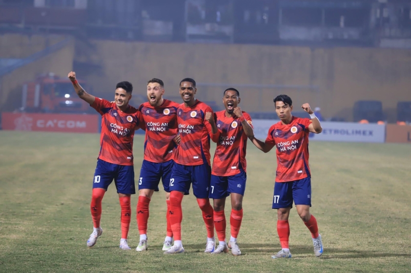 SLNA 1-1 CAHN: Kết quả đầy bất ngờ tại vòng 15 V-League 2024/25