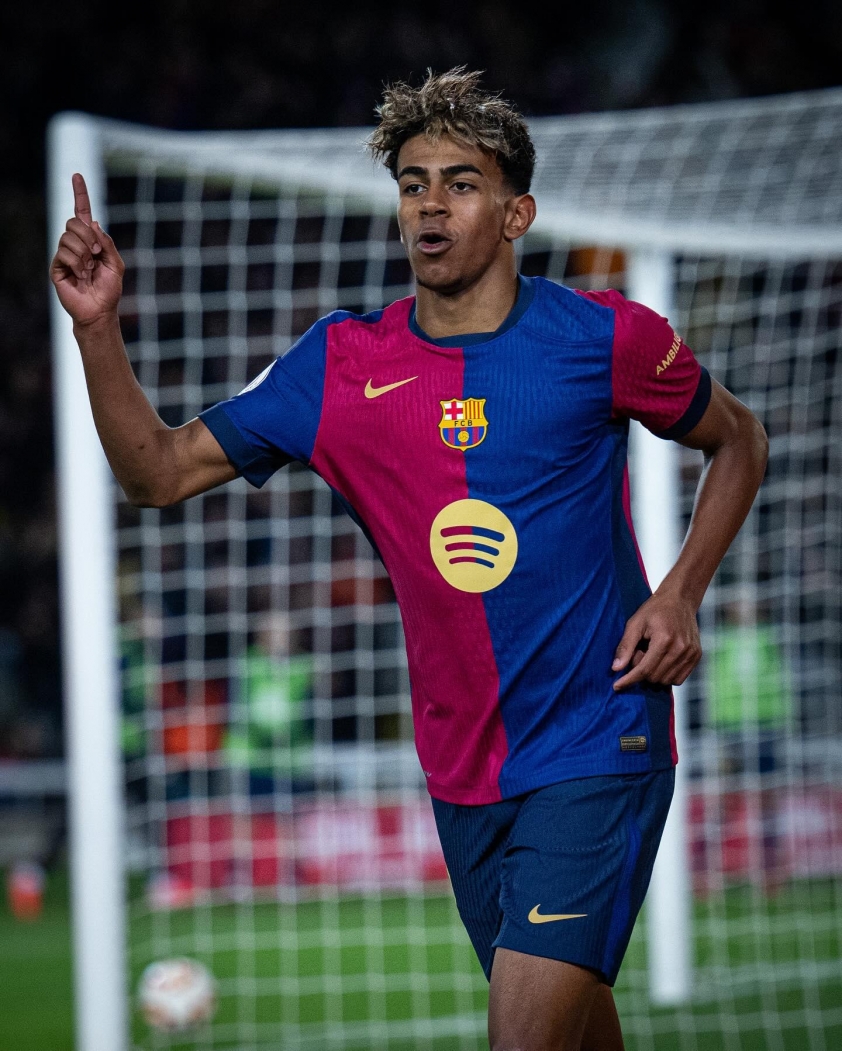 Lamine Yamal: Thiên tài trẻ tuổi tỏa sáng rực rỡ trong chiến thắng của Barcelona