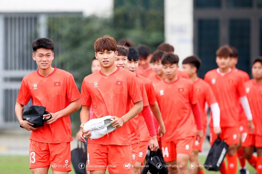 HLV Cristiano Roland và hành trình tìm kiếm đội hình U17 Việt Nam mạnh nhất dự VCK U17 châu Á 2025